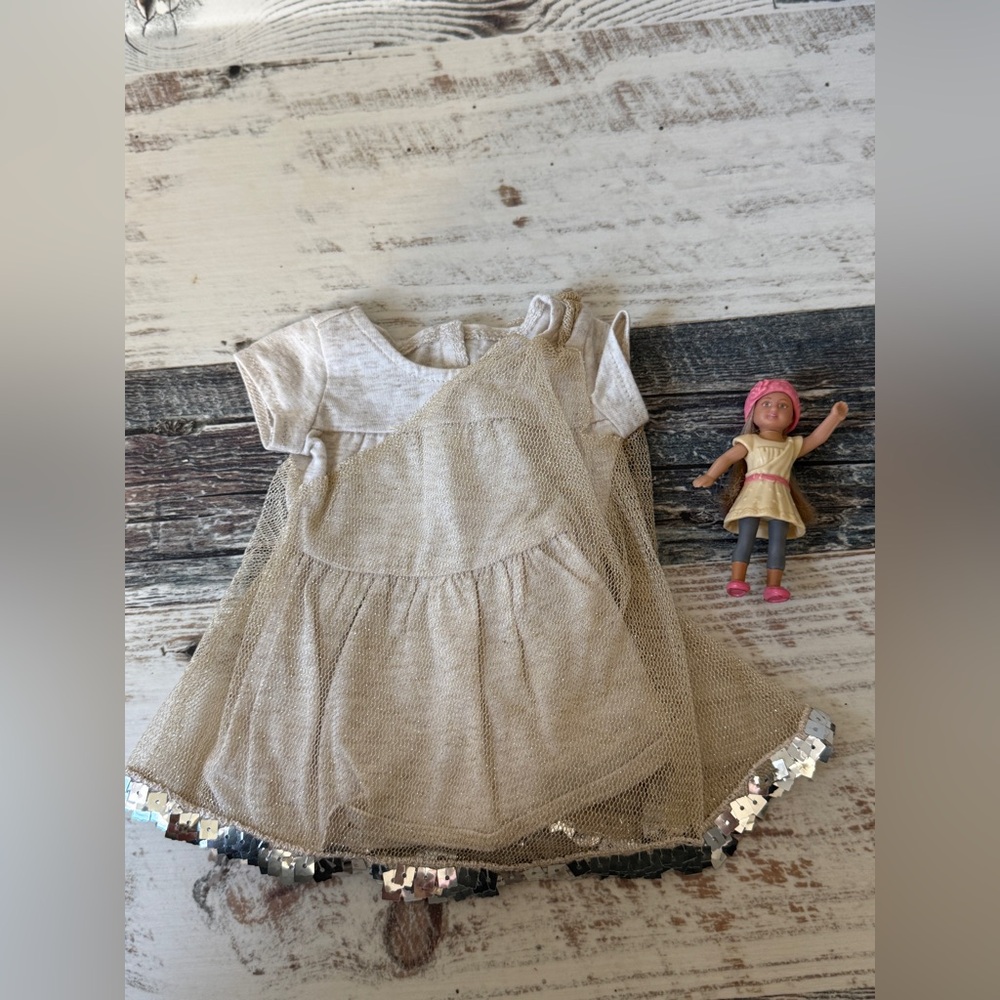 American Girl of the Year Doll ISABELLE Metallic Dress SEQUIN Dress + Mini Doll